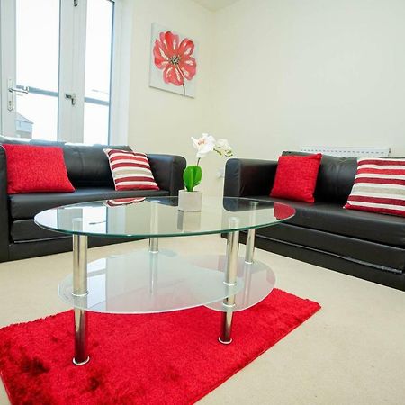 Lake View Apartment Northampton Dış mekan fotoğraf