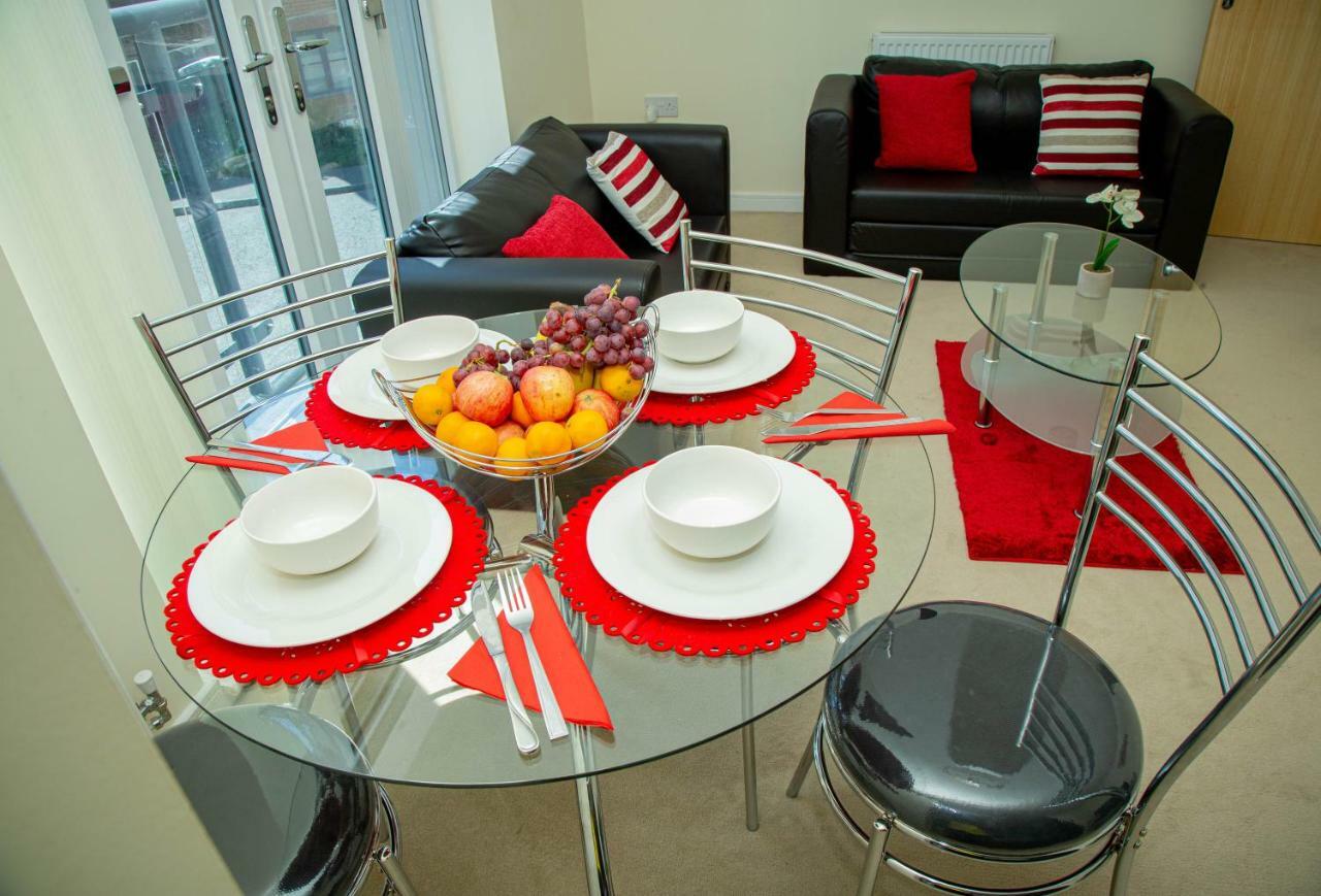 Lake View Apartment Northampton Dış mekan fotoğraf