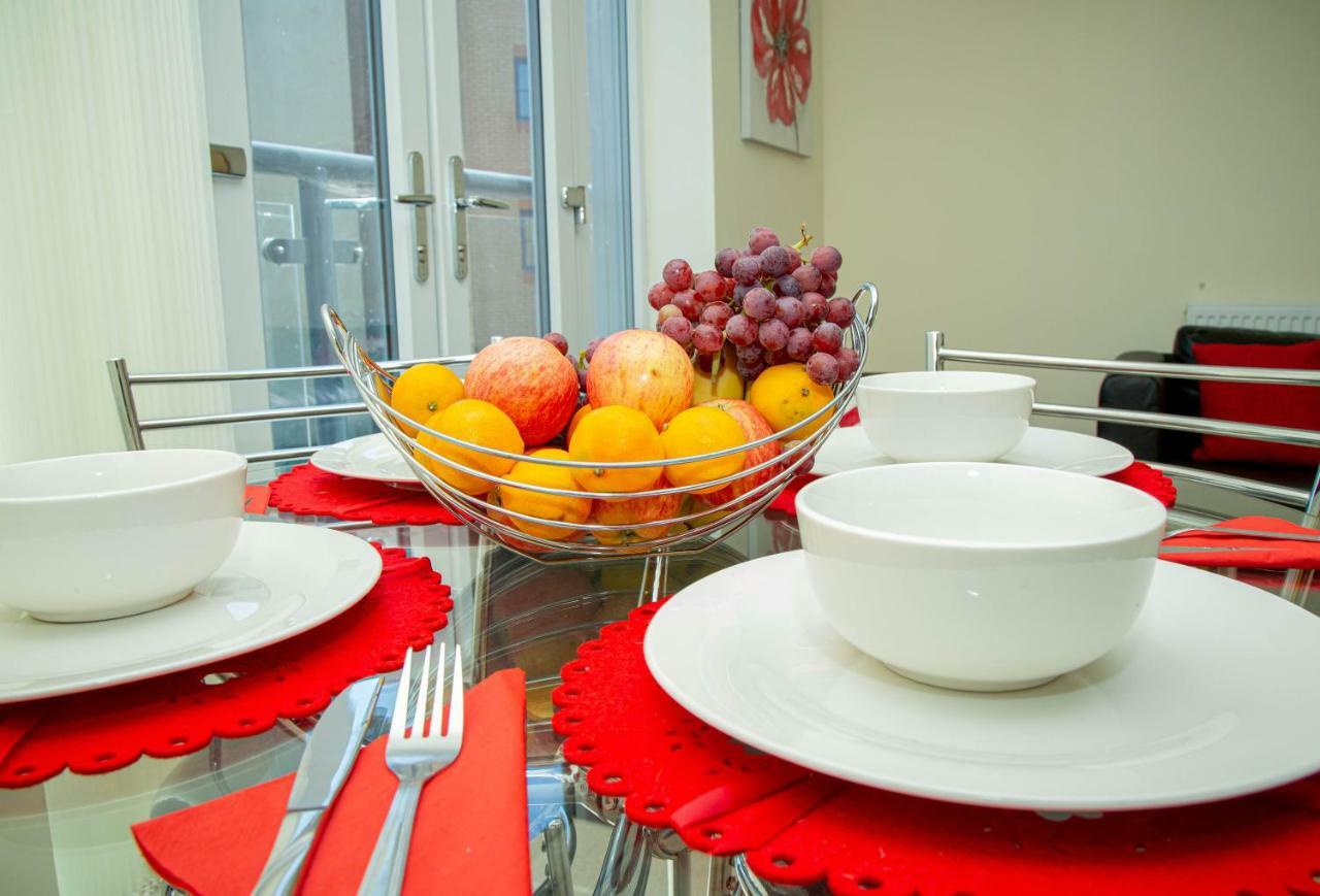 Lake View Apartment Northampton Dış mekan fotoğraf