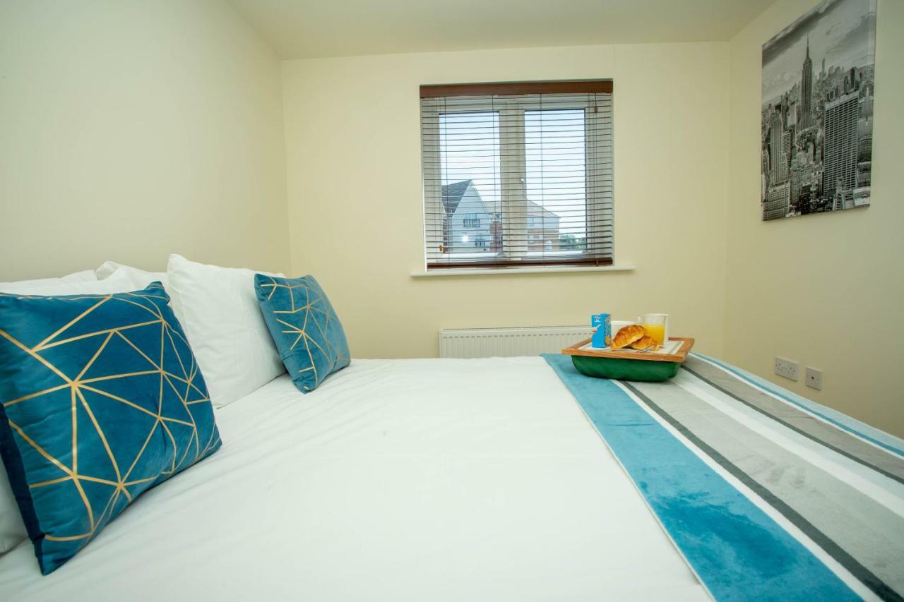 Lake View Apartment Northampton Dış mekan fotoğraf