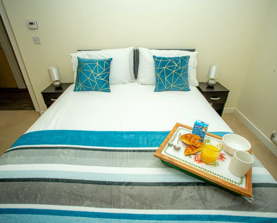 Lake View Apartment Northampton Dış mekan fotoğraf